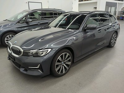 Kaufe BMW SERIES 3 bei Ayvens Carmarket